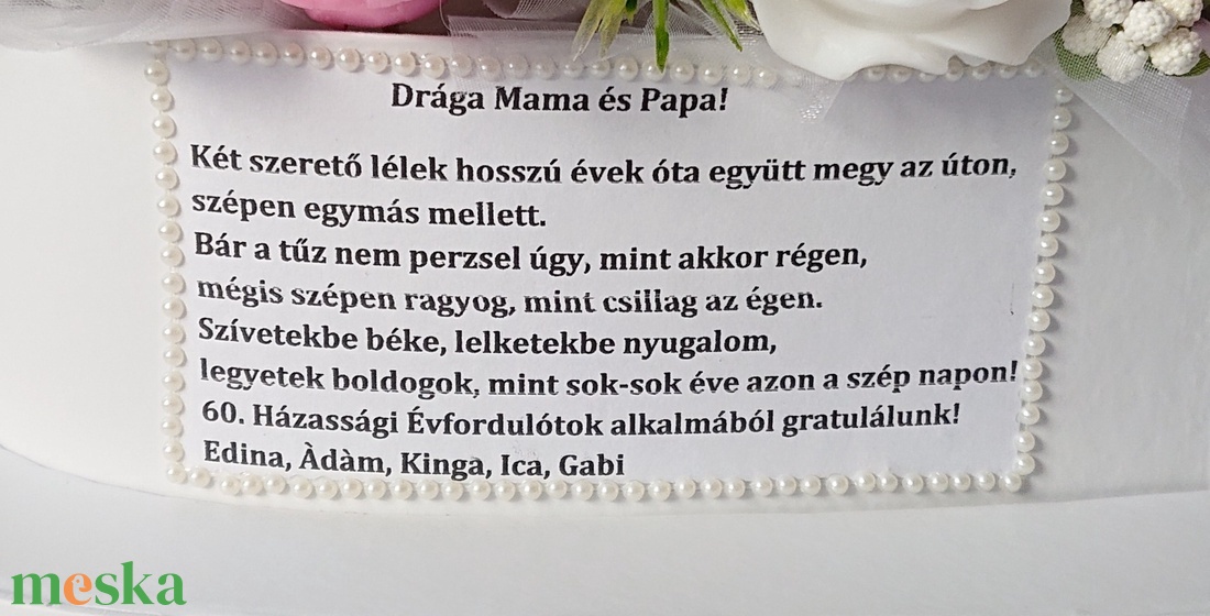 Szülőköszöntő szappanrózsa csokor fehér kerek dobozban egyedi szöveggel - esküvő - emlék & ajándék - köszönőajándék - Meska.hu Szülőköszöntő szappanrózsa csokor fehér kerek dobozban egyedi szöveggel - esküvő - emlék & ajándék - köszönőajándék - Meska.hu