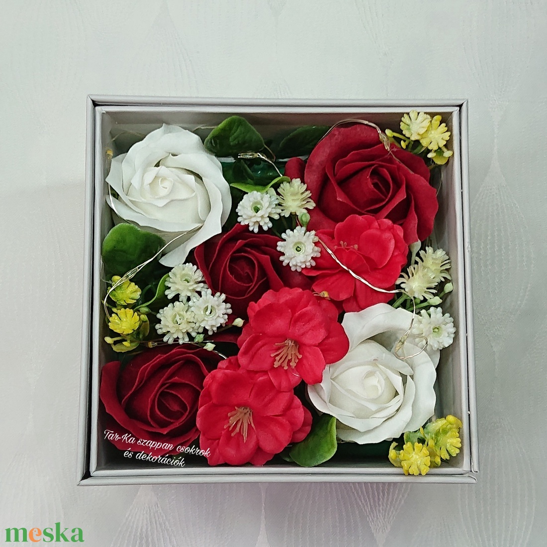 Extra csoda doboz: világító szappanvirág csokor  - otthon & életmód - dekoráció - virágdísz és tartó - virágbox, virágdoboz - Meska.hu