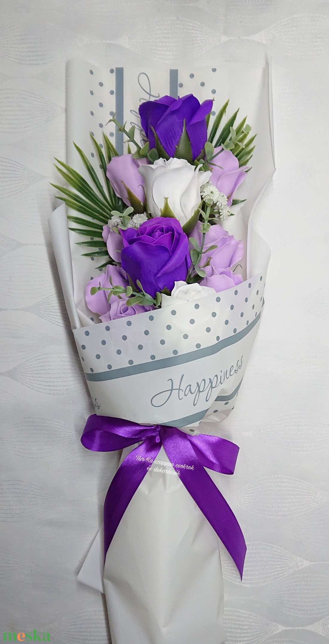 Nagy 11 szálas szappanrózsa csokrok díszdobozban - otthon & életmód - dekoráció - virágdísz és tartó - virágbox, virágdoboz - Meska.hu Nagy 11 szálas szappanrózsa csokrok díszdobozban - otthon & életmód - dekoráció - virágdísz és tartó - virágbox, virágdoboz - Meska.hu