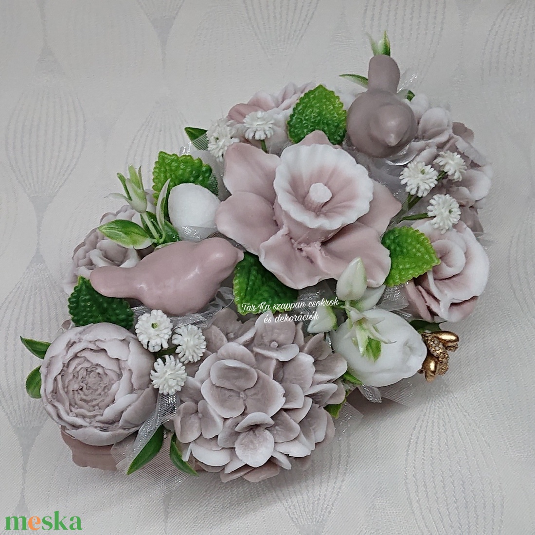 Szappanvirág csokor csónak alakú kaspóban - otthon & életmód - dekoráció - virágdísz és tartó - virágbox, virágdoboz - Meska.hu