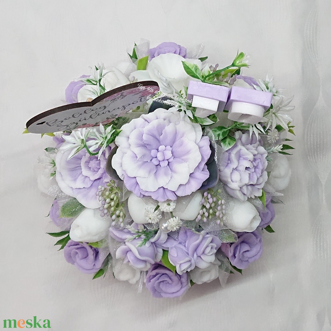 Különleges, emeletes torta szappanvirág box - otthon & életmód - dekoráció - virágdísz és tartó - csokor & virágdísz - Meska.hu Különleges, emeletes torta szappanvirág box - otthon & életmód - dekoráció - virágdísz és tartó - csokor & virágdísz - Meska.hu