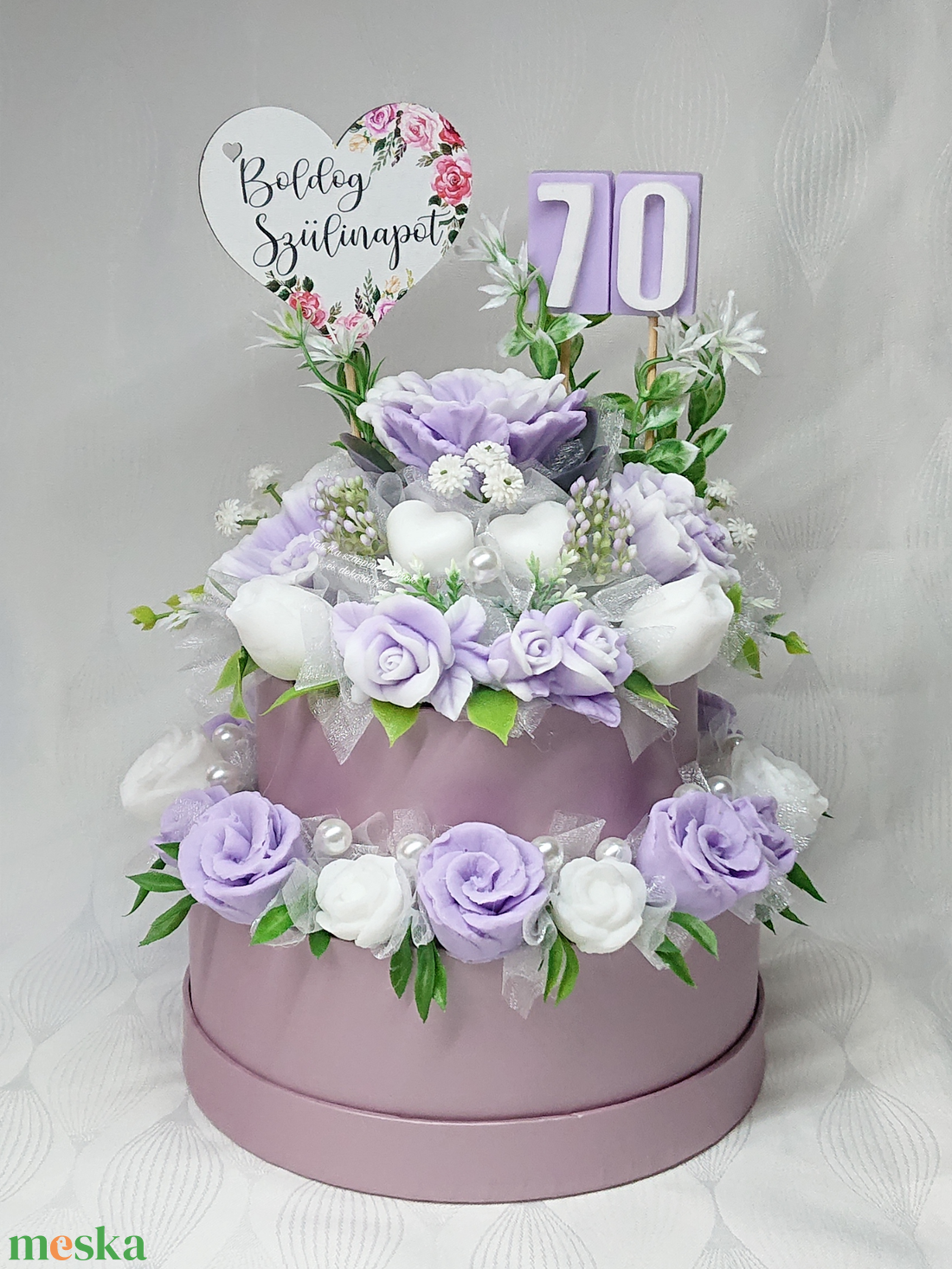 Különleges, emeletes torta szappanvirág box - otthon & életmód - dekoráció - virágdísz és tartó - csokor & virágdísz - Meska.hu Különleges, emeletes torta szappanvirág box - otthon & életmód - dekoráció - virágdísz és tartó - csokor & virágdísz - Meska.hu