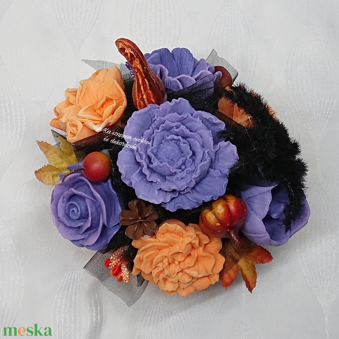 Halloween-i narancssárga - lila - fekete szappanvirág csokor  - otthon & életmód - dekoráció - halloween - halloweeni dekoráció - Meska.hu
