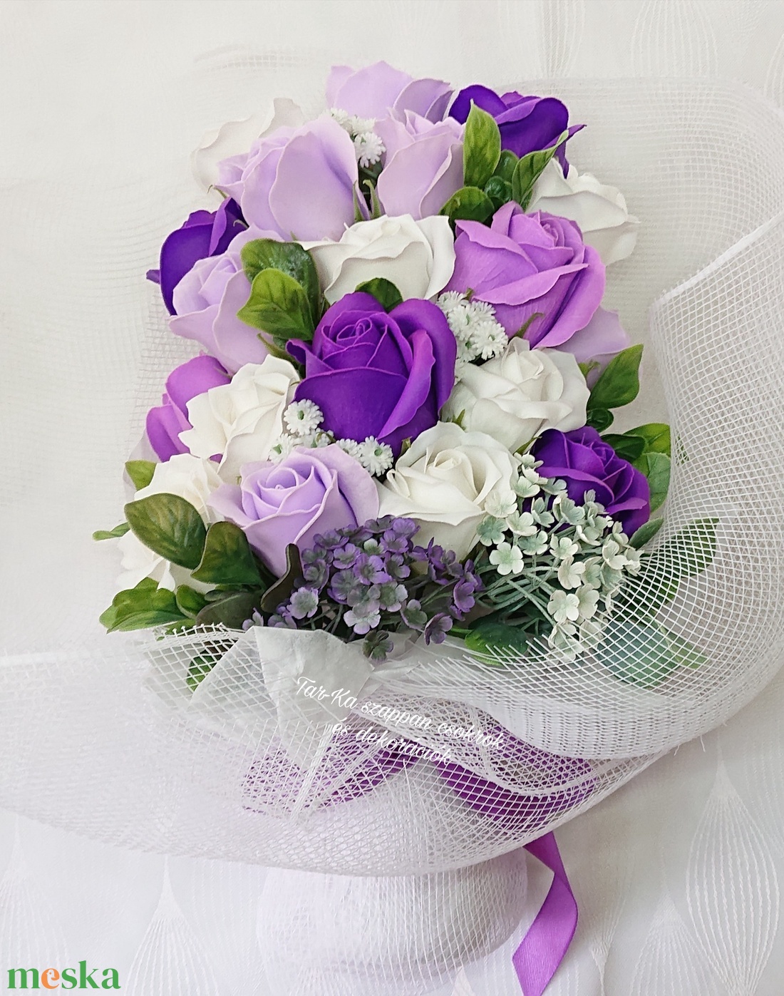 Óriás 19 szálas szappanrózsa csokrok díszdobozban  - otthon & életmód - dekoráció - virágdísz és tartó - csokor & virágdísz - Meska.hu Óriás 19 szálas szappanrózsa csokrok díszdobozban  - otthon & életmód - dekoráció - virágdísz és tartó - csokor & virágdísz - Meska.hu