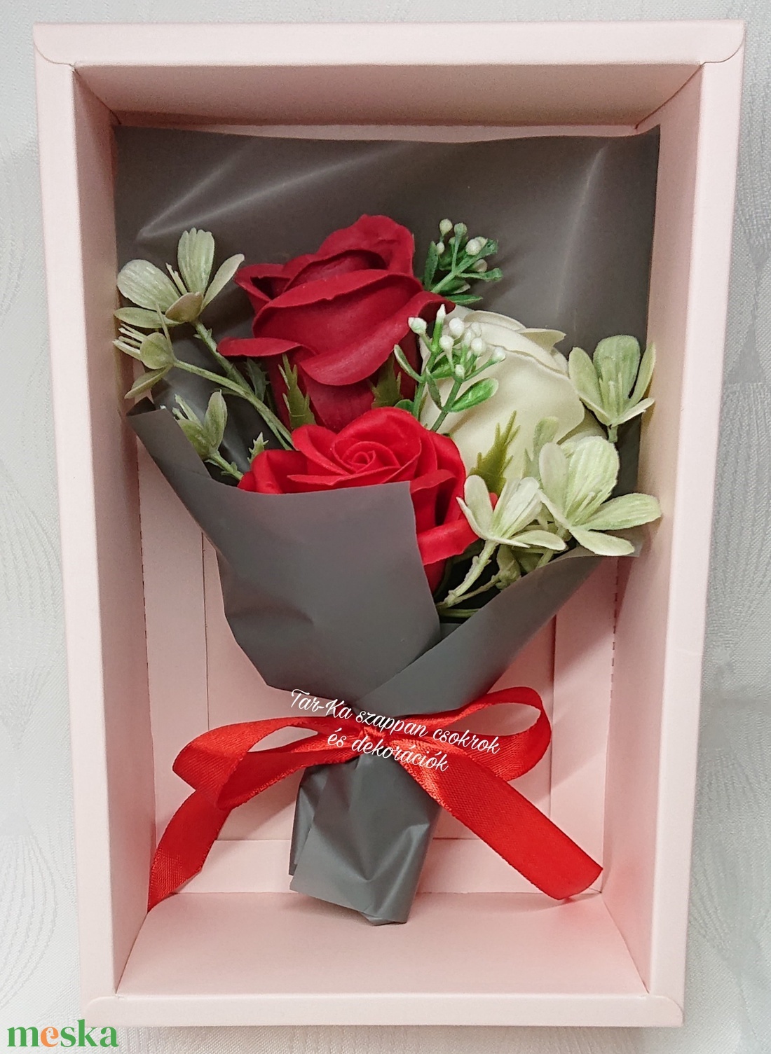 3 szálas szappanrózsa csokrok díszdobozban  - otthon & életmód - dekoráció - virágdísz és tartó - csokor & virágdísz - Meska.hu