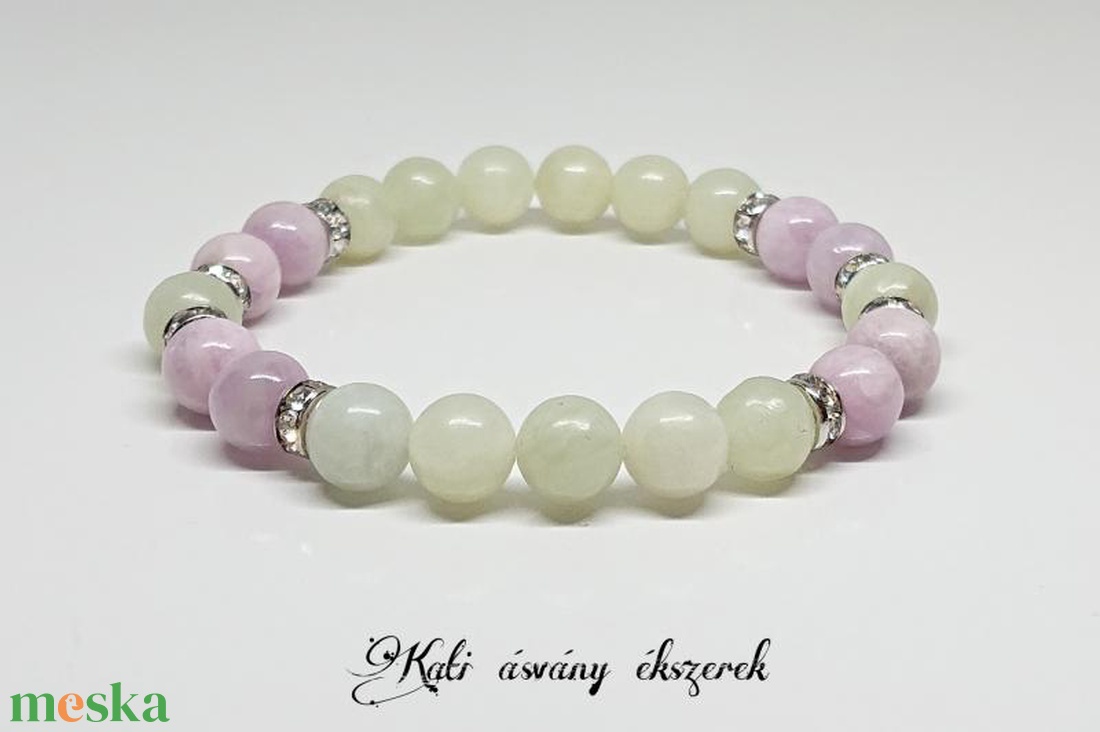 Szívcsakra erősítő ásvány karkötő  - ékszer - karkötő - bogyós karkötő - Meska.hu