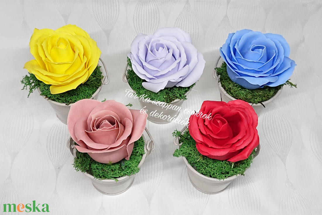 Szappanrózsa kis fém vödörben - otthon & életmód - dekoráció - virágdekoráció - virágdíszek - asztali virágdísz - Meska.hu
