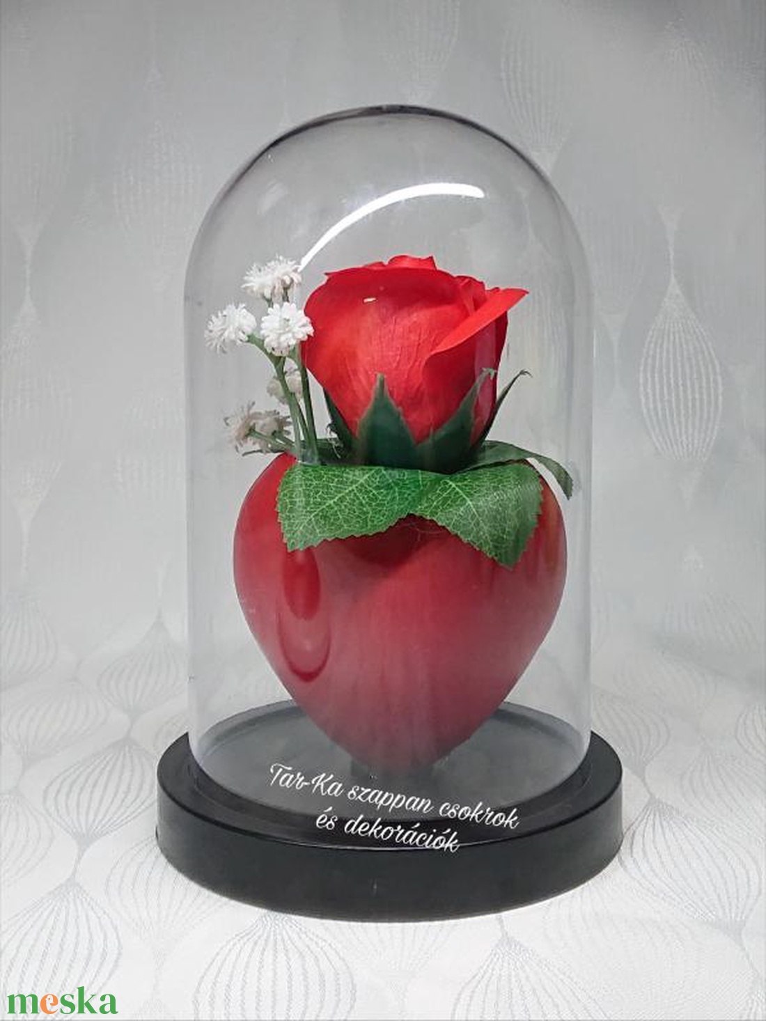 Valentin napi szappanrózsa búrában, kupolában  - otthon & életmód - dekoráció - virágdísz és tartó - csokor & virágdísz - Meska.hu