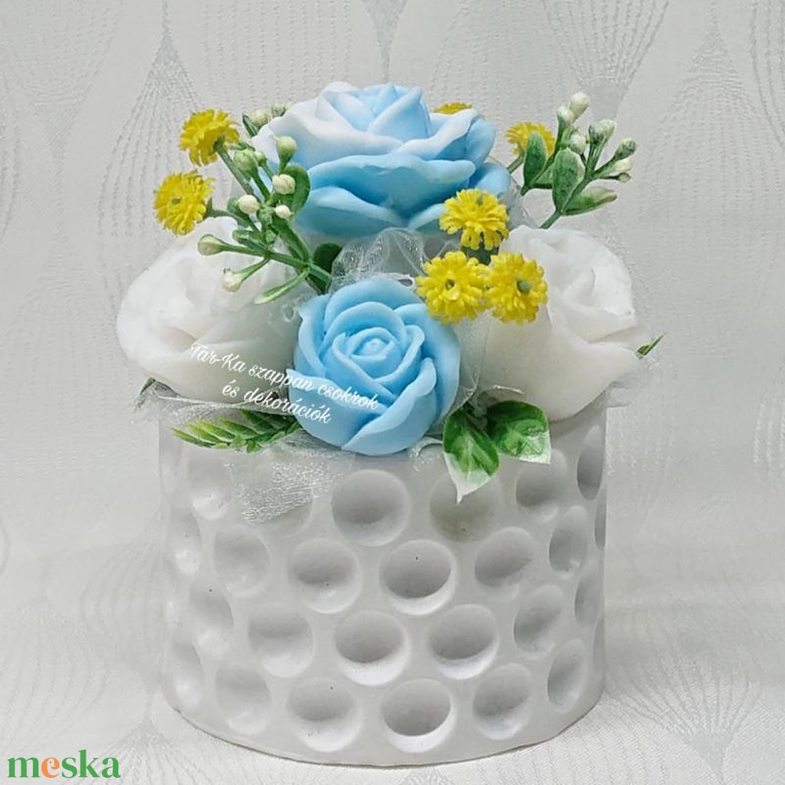 Kék - fehér szappanvirág csokor Nag Champa illattal  - otthon & életmód - dekoráció - Meska.hu