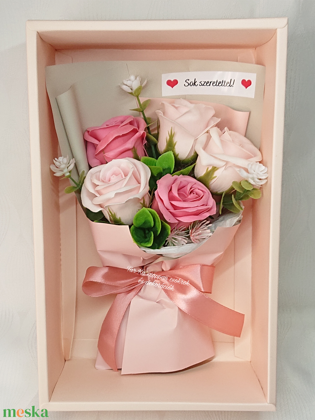 5 szálas szappanrózsa csokor díszdobozban - otthon & életmód - virágdekoráció - virágok - virágcsokor - Meska.hu