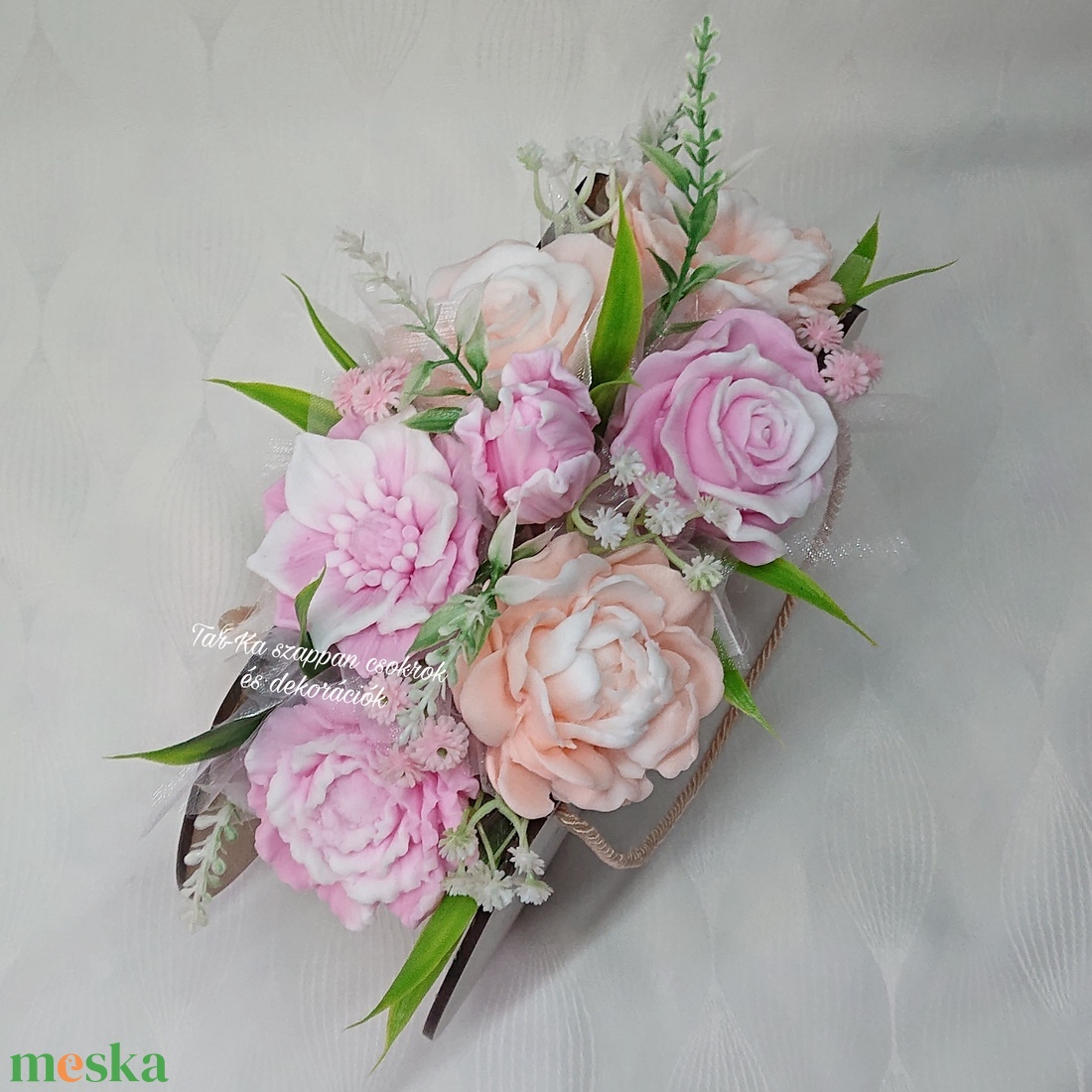 Szappanvirágok Anyák napi fa táskában - otthon & életmód - virágdekoráció - virágok - virágbox - Meska.hu