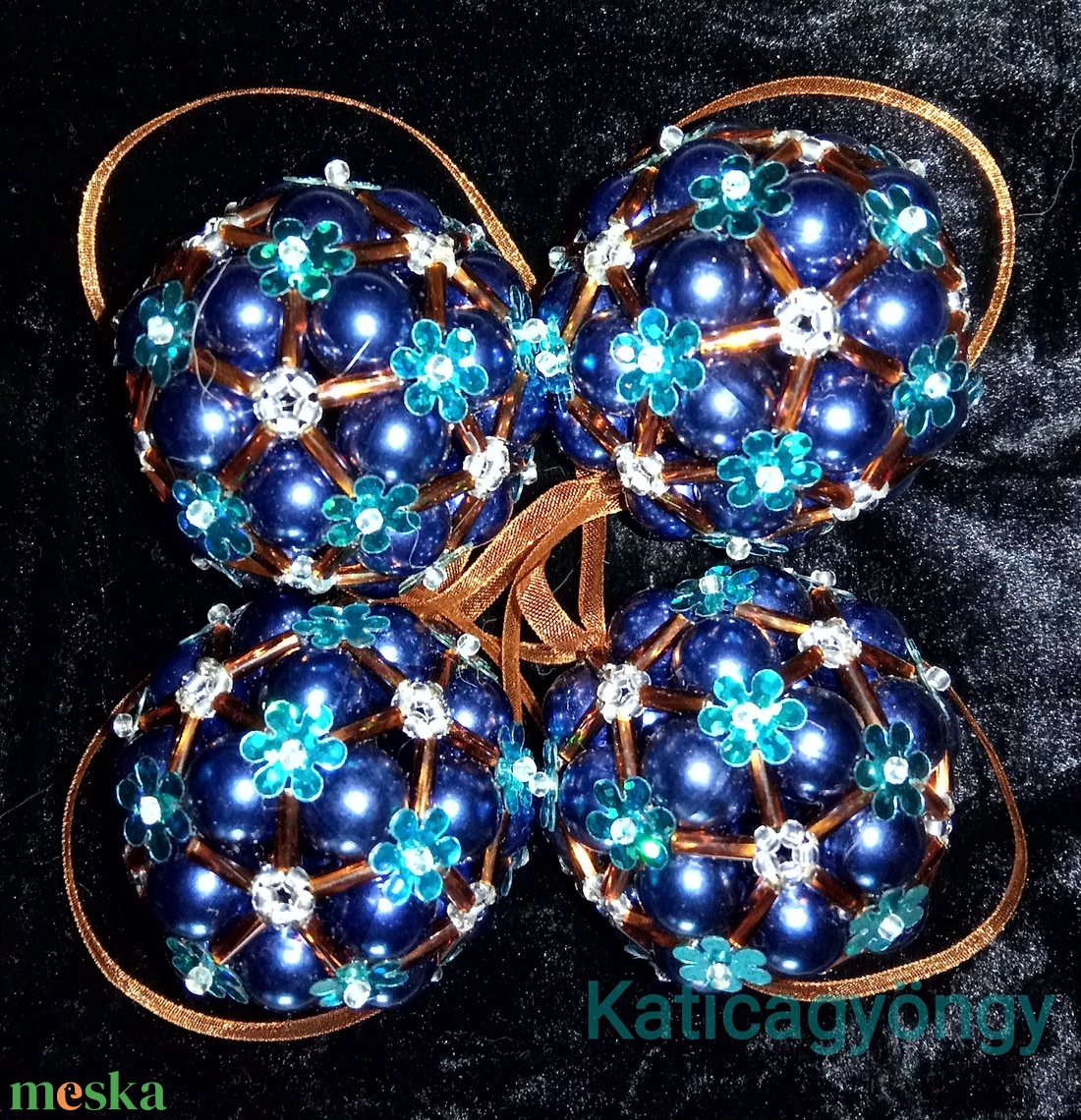 Éjféli ragyogás sötétkék alapon, ragyogó sötét borostyán csillagokkal - karácsonyfadísz - karácsony - karácsonyi lakásdekoráció - karácsonyfadíszek - Meska.hu