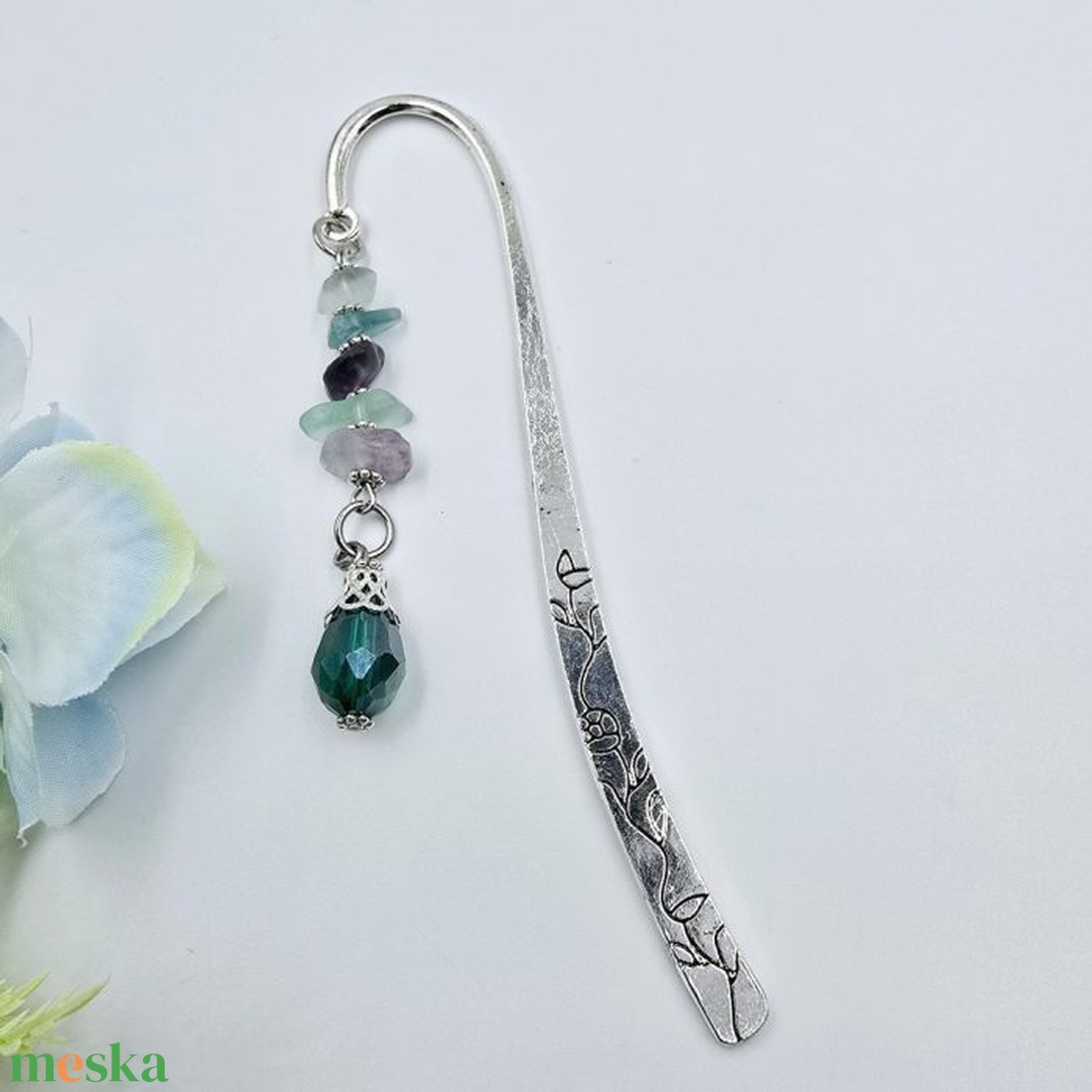 Ensley - könyvjelző fluorit törmelékes ásványokkal - könyv & zene - könyvjelző - Meska.hu