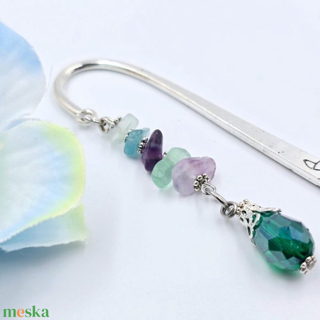 Ensley - könyvjelző fluorit törmelékes ásványokkal - könyv & zene - könyvjelző - Meska.hu