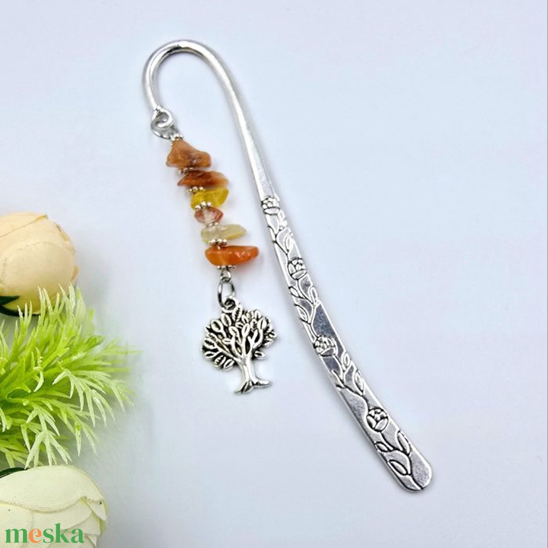 Haisley - könyvjelző karneol törmelékes ásványokkal, életfa charmmal - könyv & zene - könyvjelző - Meska.hu