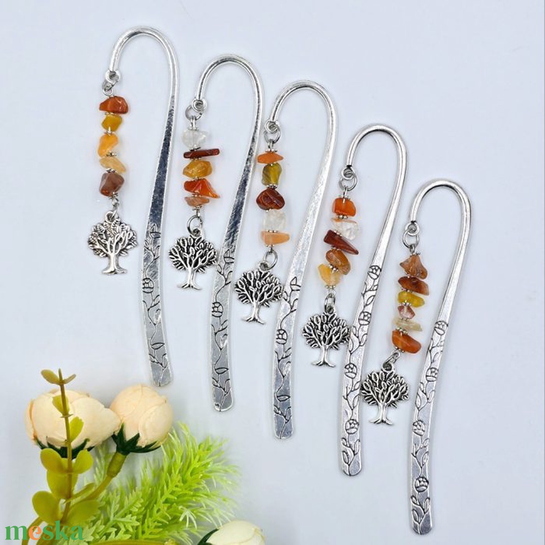 Haisley - 5 darabos könyvjelző csomag karneol ásvánnyal, életfa charmmaltörmelékes ásványokkalásványokkal - könyv & zene - könyvjelző - Meska.hu