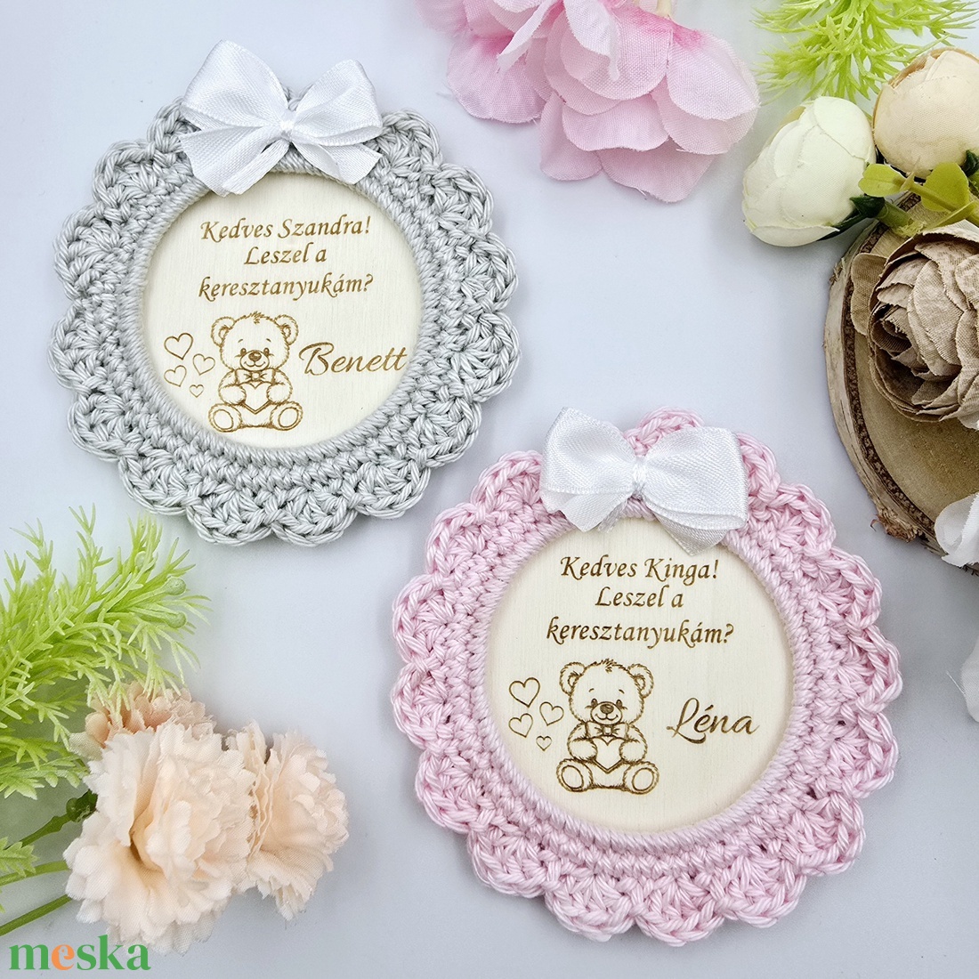 Keresztszülő felkérő - horgolt, gravírozott hűtőmágnes - otthon & életmód - konyhafelszerelés, tálalás - konyhai dekoráció - hűtőmágnes - Meska.hu