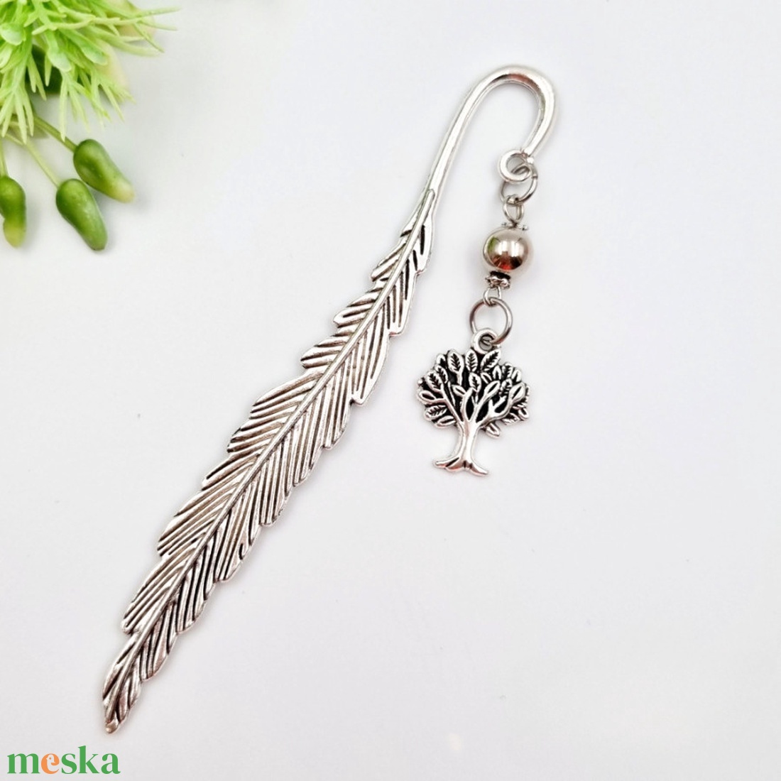 Ajándék biológiatanároknak - Könyvjelző életfa charm dísszel  - könyv & zene - könyvjelző - Meska.hu