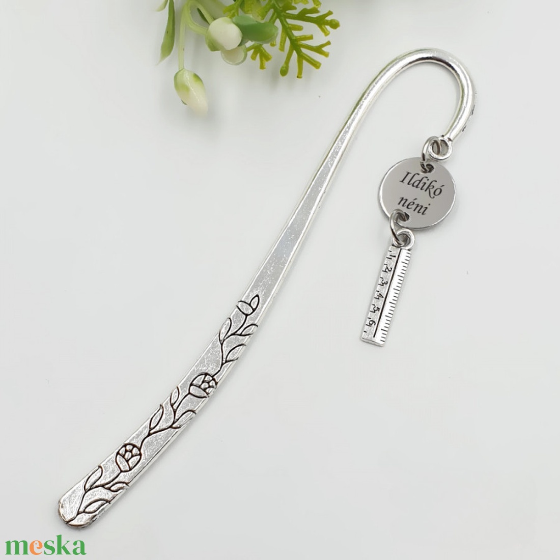 Matematika tanároknak ajándék - Gravírozott könyvjelző egyedi felirattal, vonalzó charmmal - könyv & zene - könyvjelző - Meska.hu