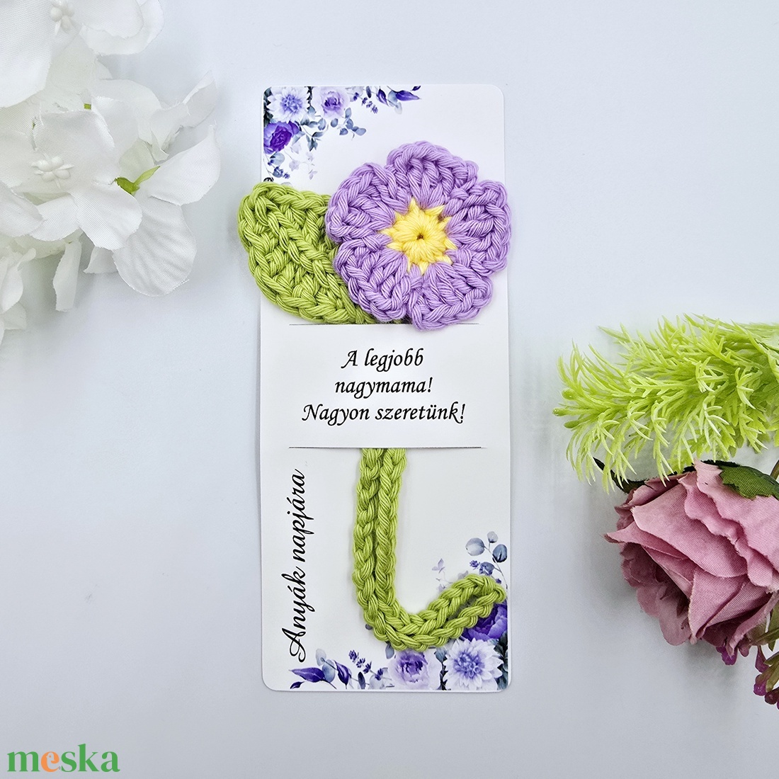 Anyák napjára ajándék - Horgolt virágos könyvjelző ajándékkártyával - könyv & zene - könyvjelző - Meska.hu