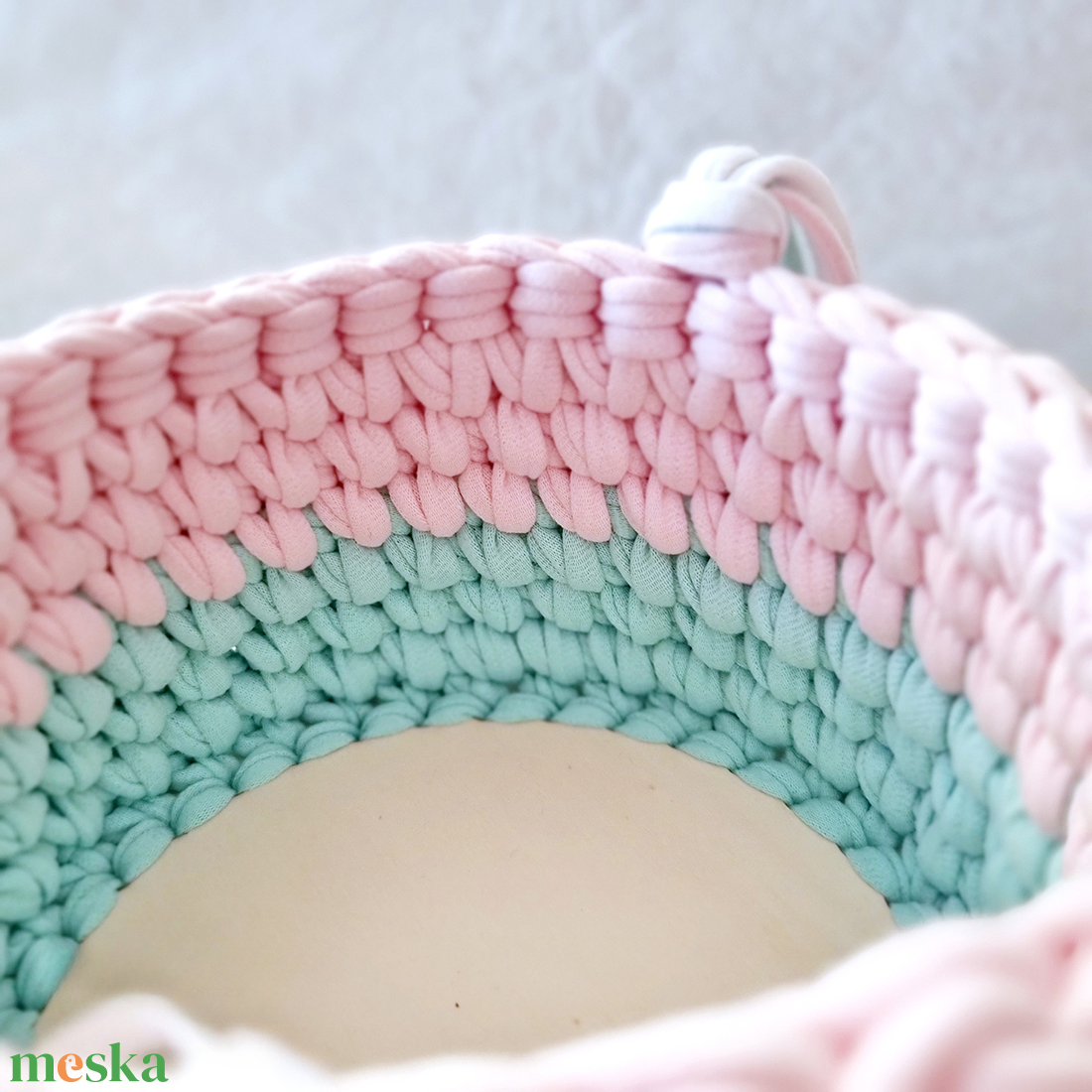 Horgolt bagoly tárolókosár egyedi felirattal. Ajándék gyerekeknek - baba - mama - babaszobabútor - játéktároló - Meska.hu