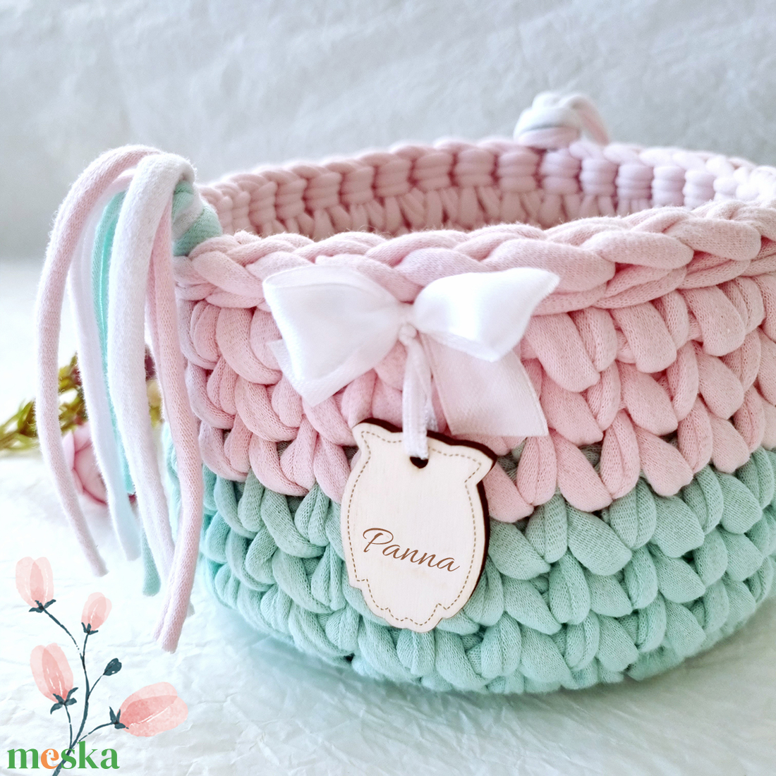 Horgolt bagoly tárolókosár egyedi felirattal. Ajándék gyerekeknek - baba - mama - babaszobabútor - játéktároló - Meska.hu