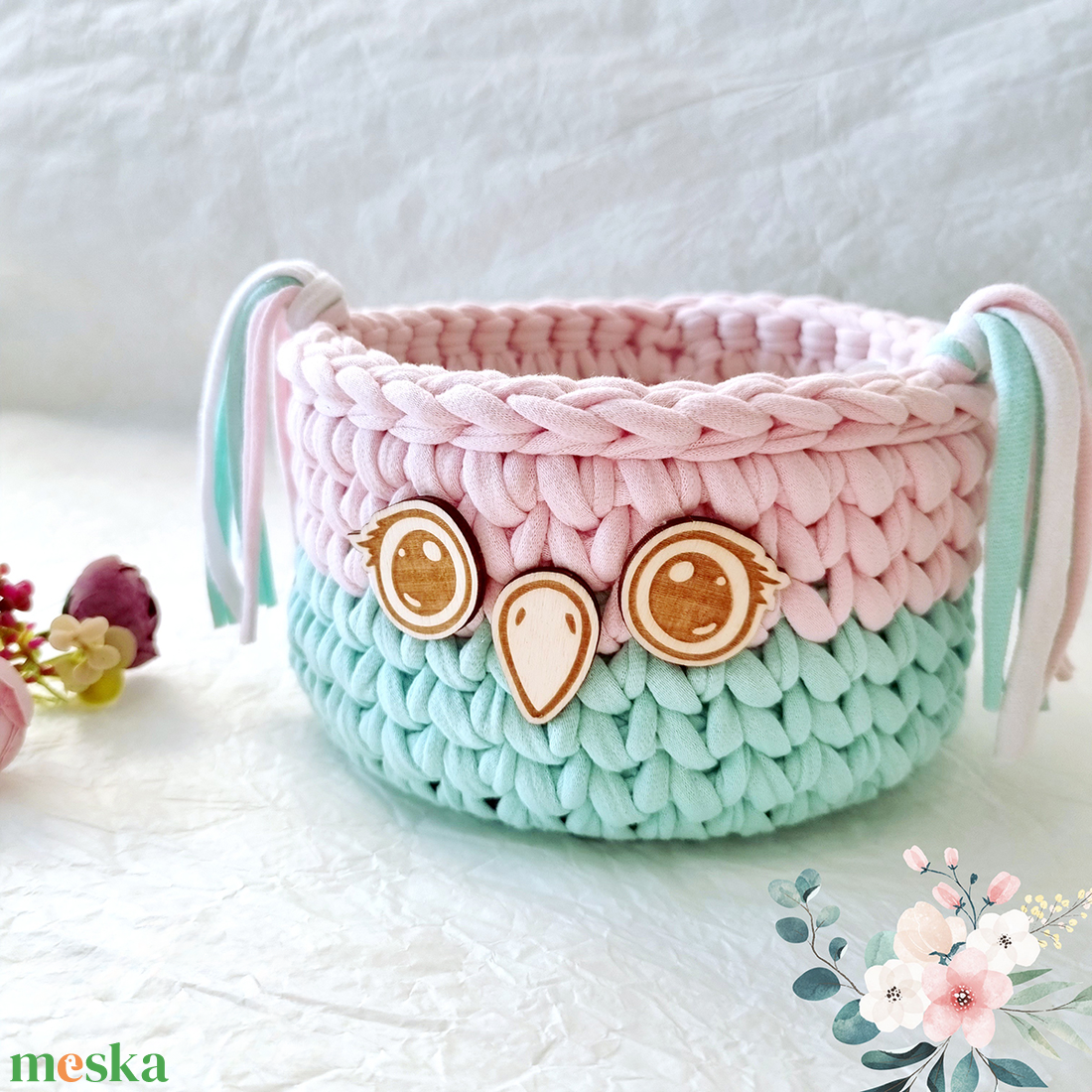 Horgolt bagoly tárolókosár egyedi felirattal. Ajándék gyerekeknek - baba - mama - babaszobabútor - játéktároló - Meska.hu