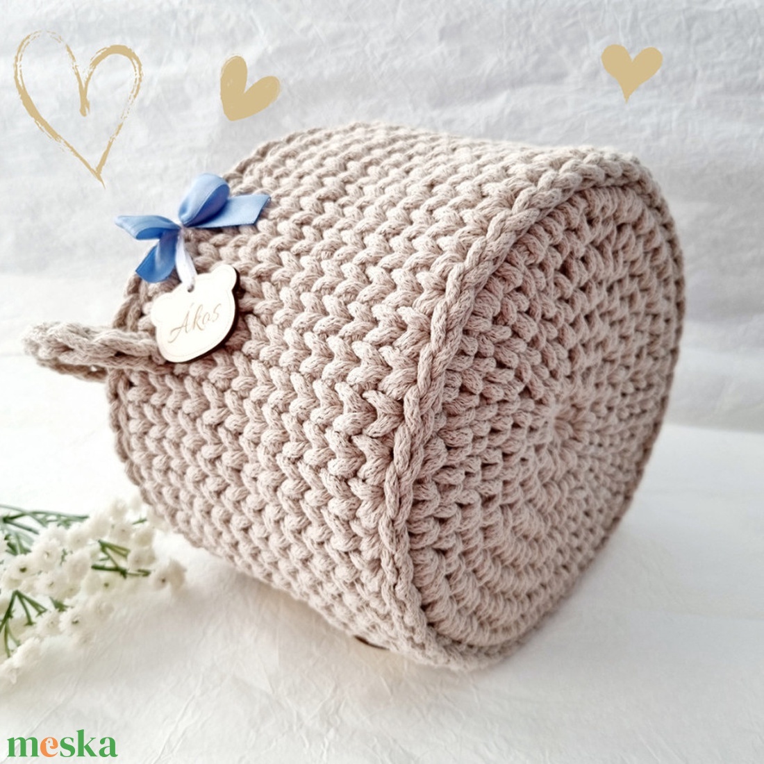 Horgolt nagy maci tárolókosár egyedi felirattal. Ajándék gyerekeknek - baba - mama - babaszobabútor - játéktároló - Meska.hu