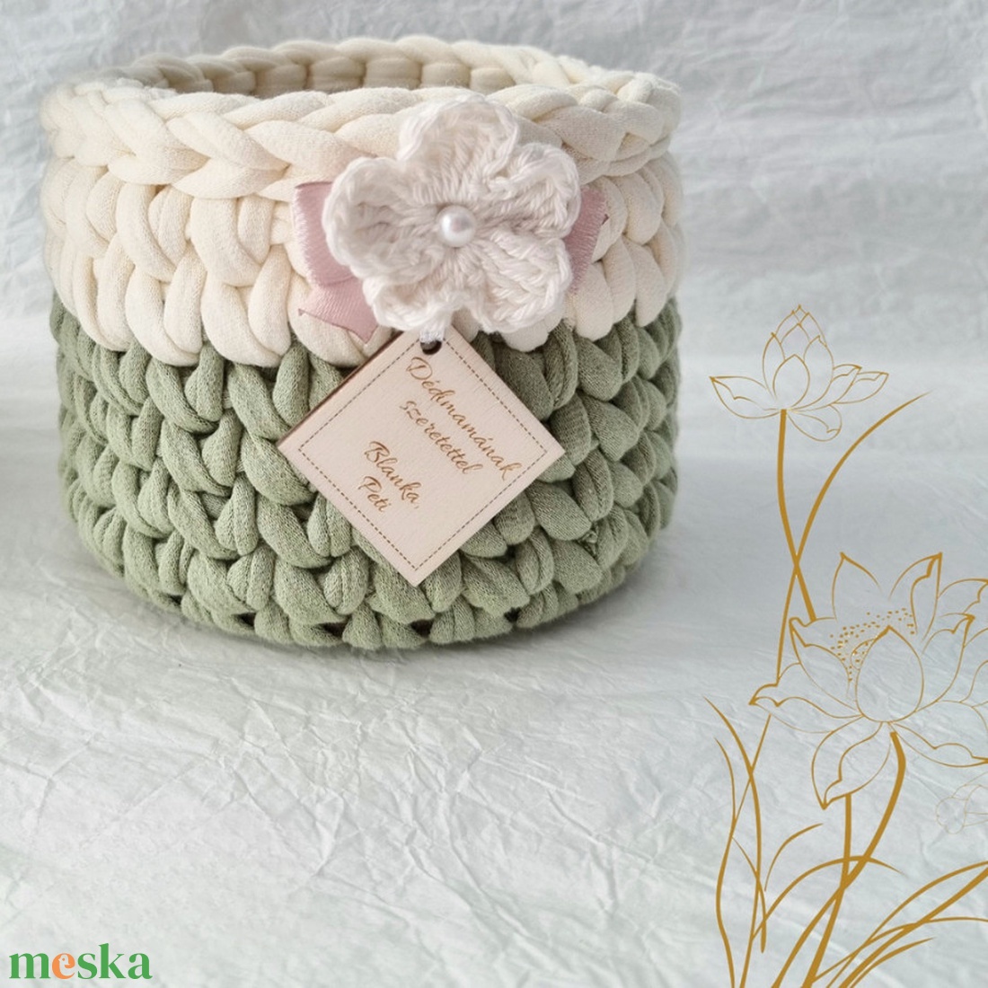 Horgolt tárolókosár egyedi felirattal. Ajándék anyák napjára - otthon & életmód - tárolás & rendszerezés - tárolókosár - Meska.hu