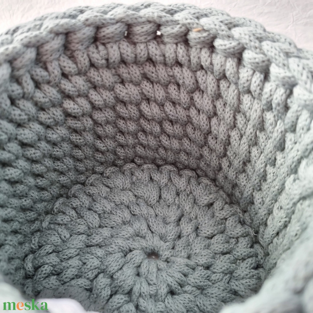 Horgolt tárolókosár egyedi felirattal. Ajándék anyák napjára - otthon & életmód - tárolás & rendszerezés - tárolókosár - Meska.hu