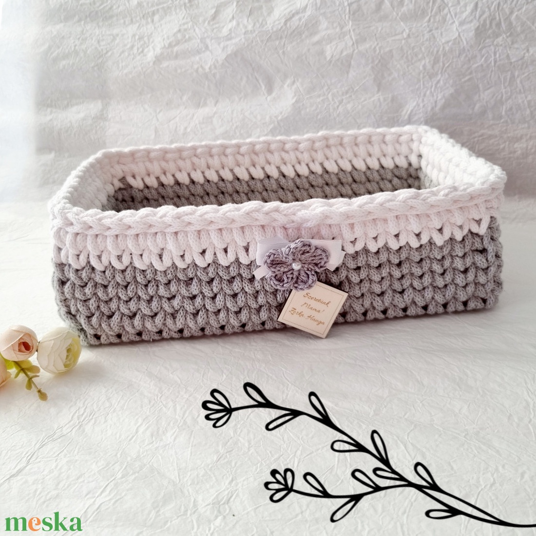 Horgolt tárolókosár egyedi felirattal. Ajándék anyák napjára - otthon & életmód - tárolás & rendszerezés - tárolókosár - Meska.hu