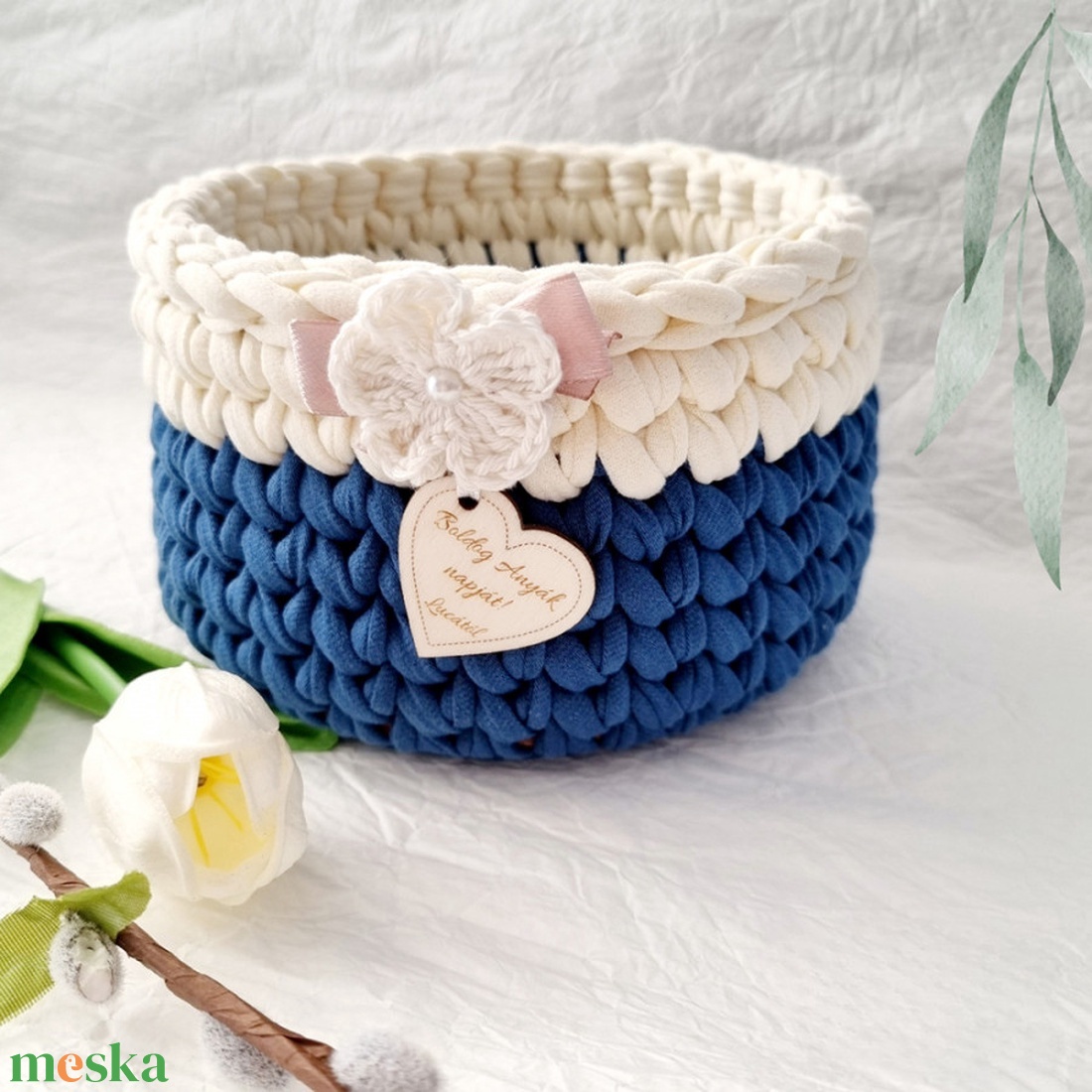 Horgolt tárolókosár egyedi felirattal. Ajándék anyák napjára - otthon & életmód - tárolás & rendszerezés - tárolókosár - Meska.hu