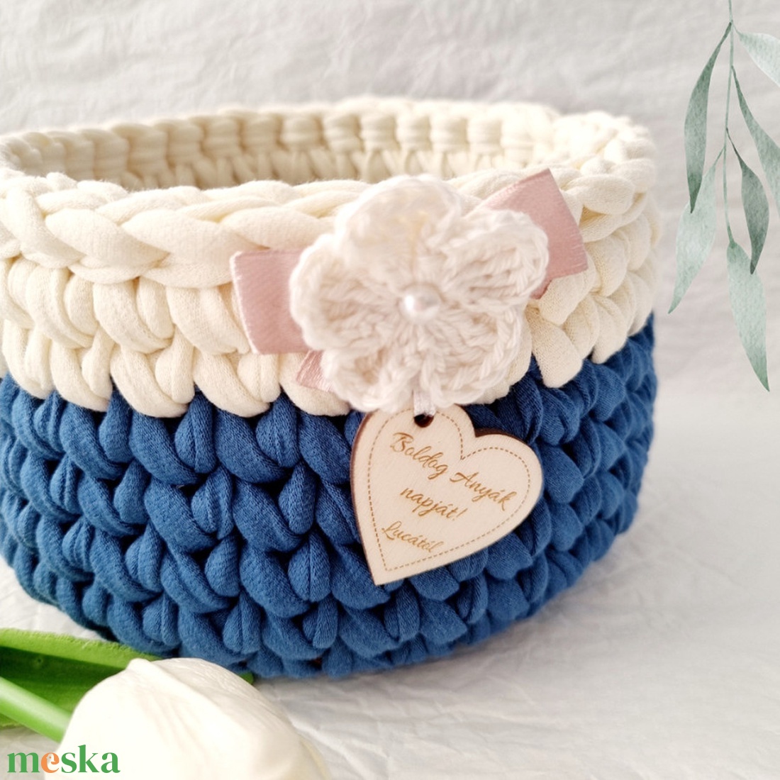 Horgolt tárolókosár egyedi felirattal. Ajándék anyák napjára - otthon & életmód - tárolás & rendszerezés - tárolókosár - Meska.hu