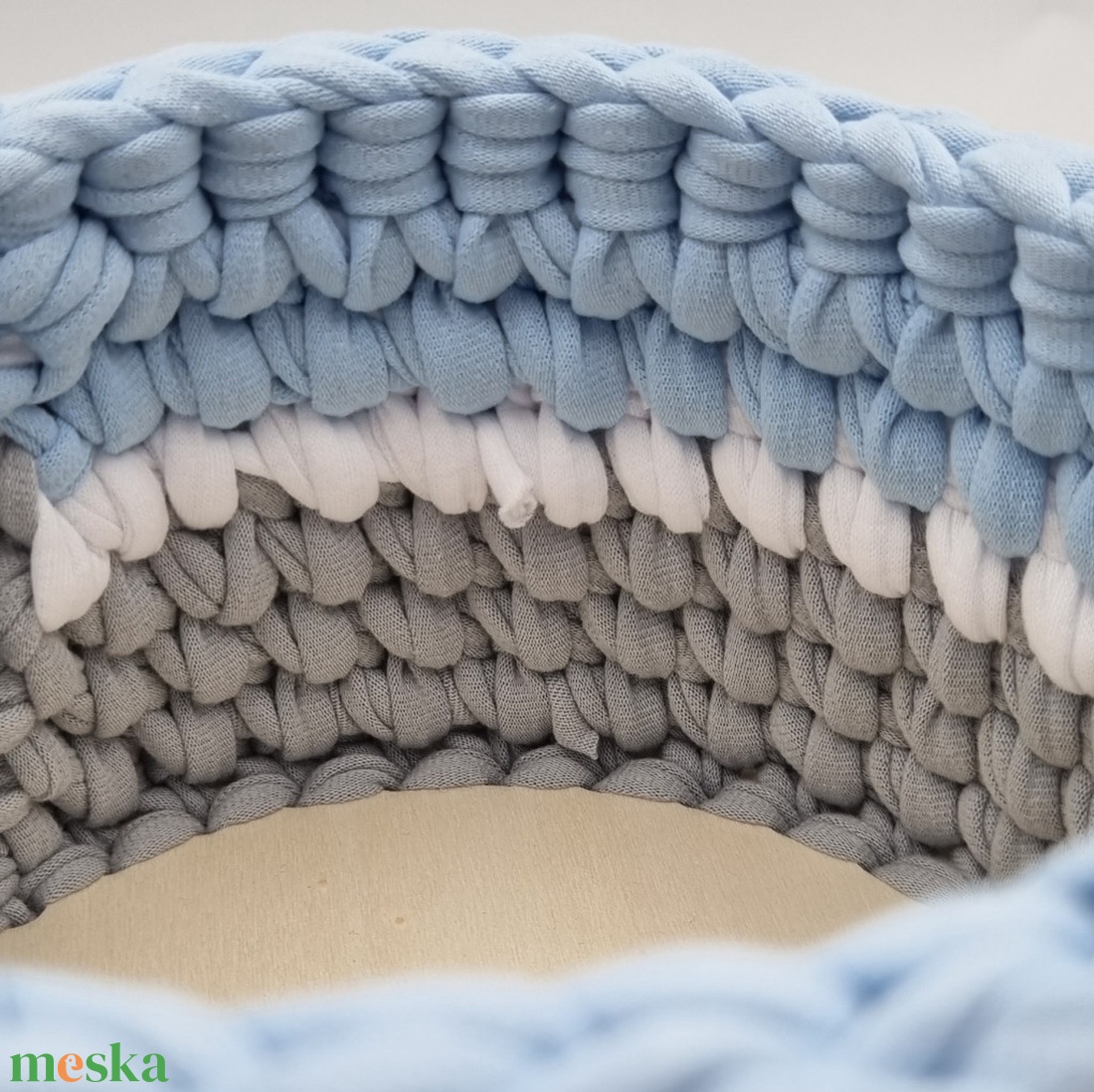 Horgolt tárolókosár egyedi felirattal. Ajándék anyák napjára - otthon & életmód - tárolás & rendszerezés - tárolókosár - Meska.hu