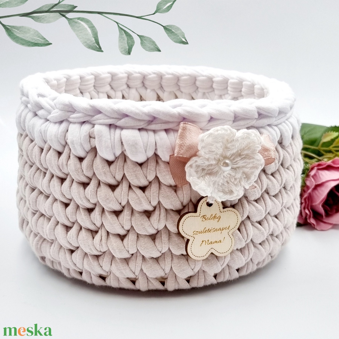 Horgolt tárolókosár egyedi felirattal. Ajándék anyák napjára - otthon & életmód - tárolás & rendszerezés - tárolókosár - Meska.hu