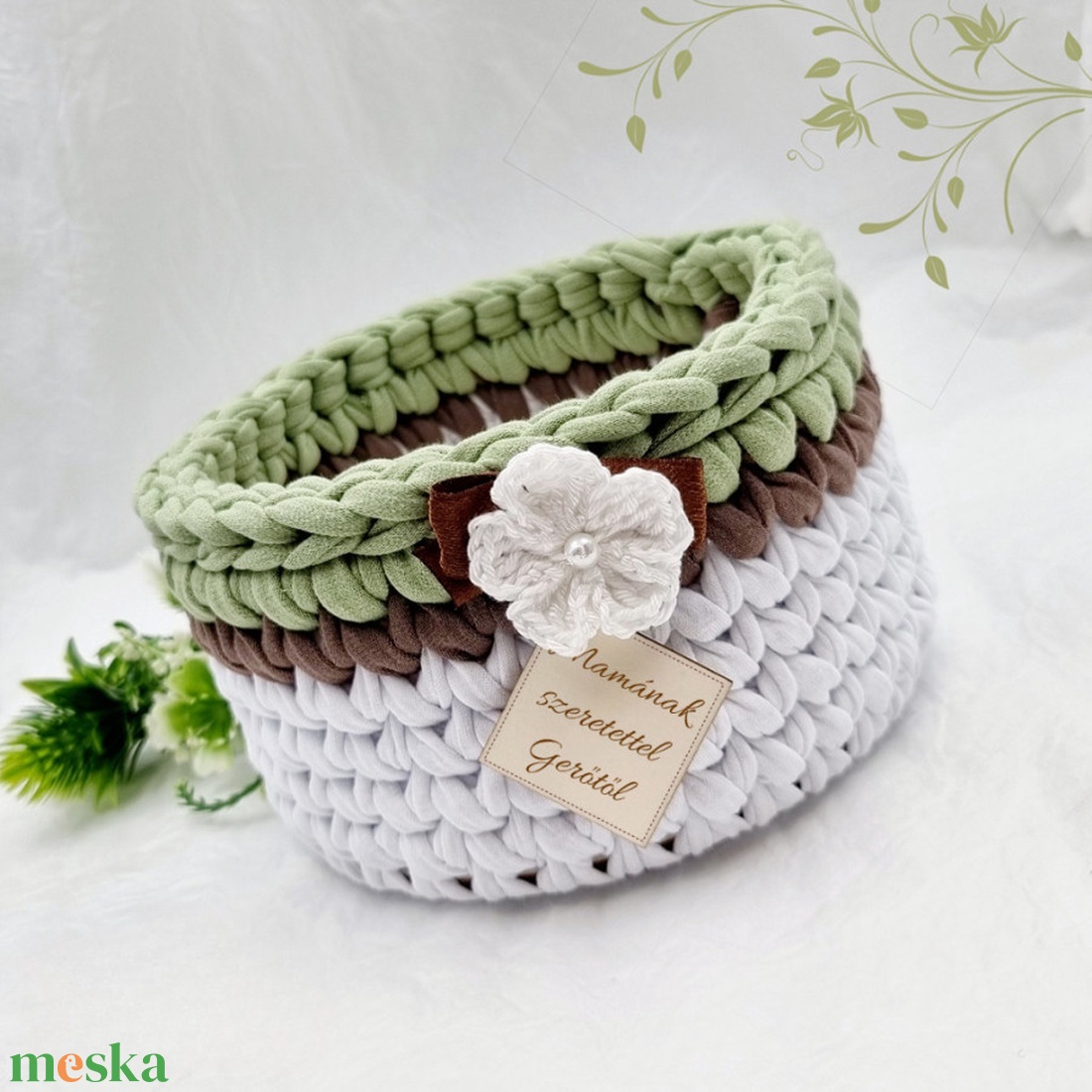 Horgolt tárolókosár egyedi felirattal. Ajándék anyák napjára - otthon & életmód - tárolás & rendszerezés - tárolókosár - Meska.hu