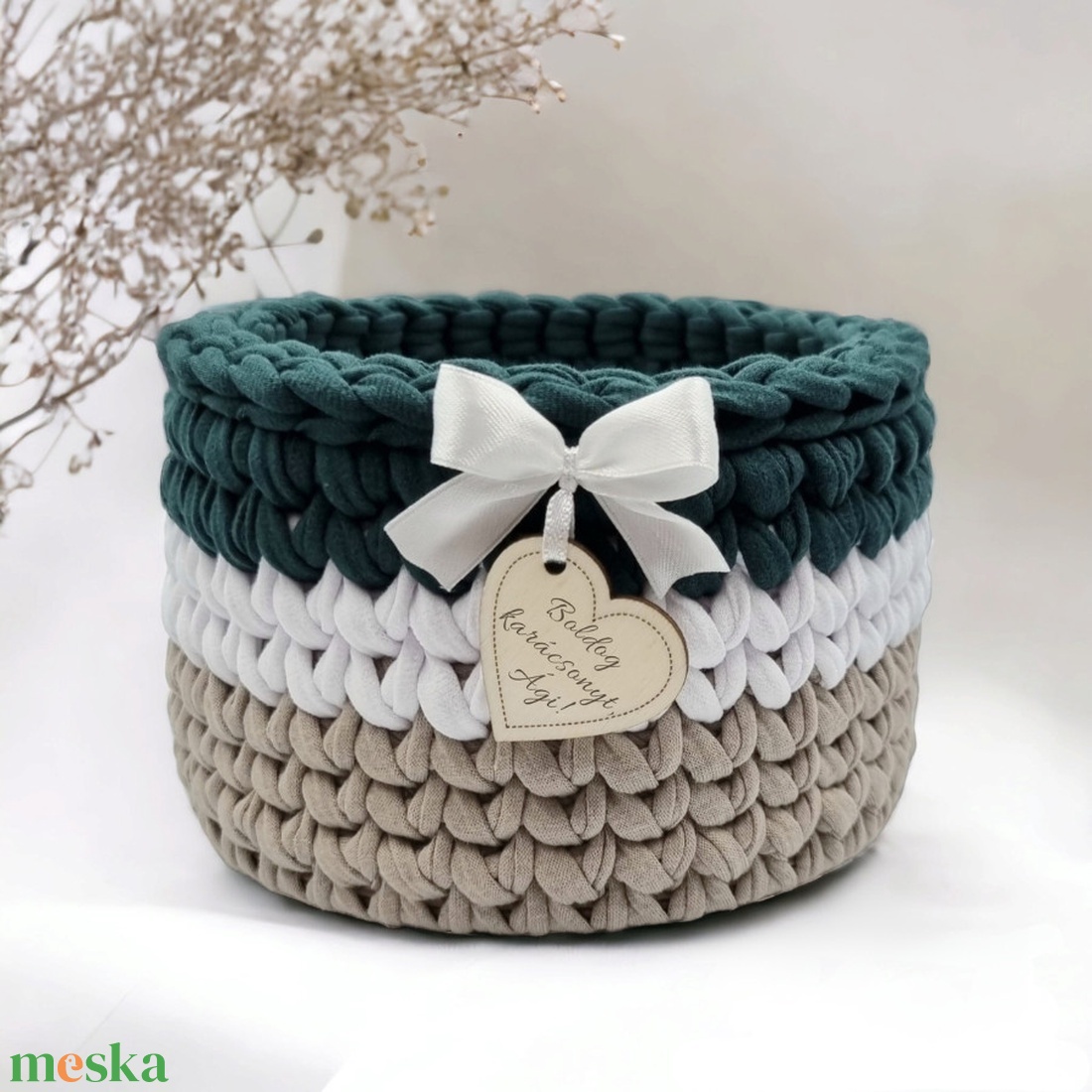 Horgolt tárolókosár egyedi felirattal. Ajándék anyák napjára - otthon & életmód - tárolás & rendszerezés - tárolókosár - Meska.hu