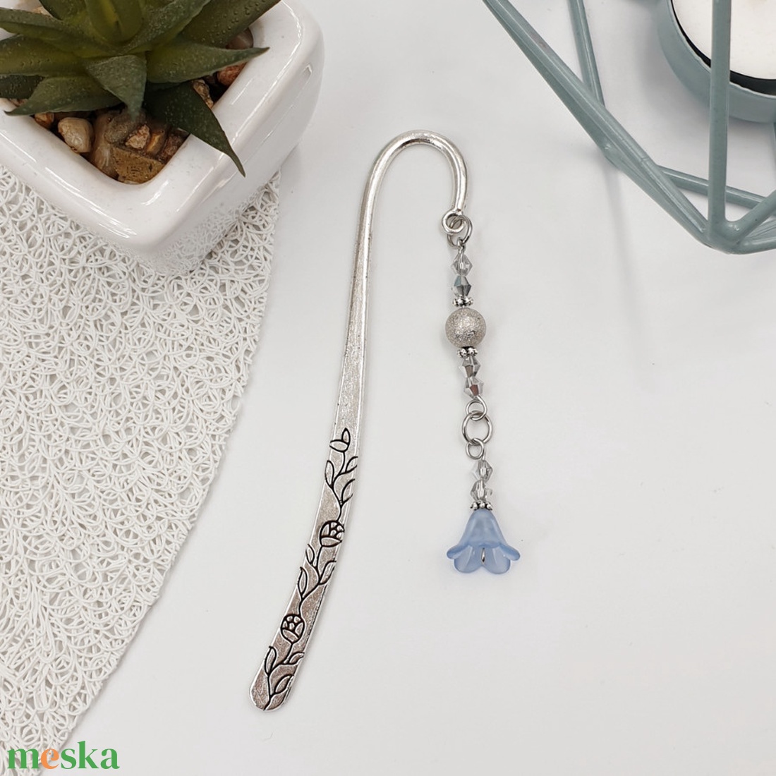 Isabell - virágos, gyöngyös könyvjelző - könyv & zene - könyvjelző - Meska.hu