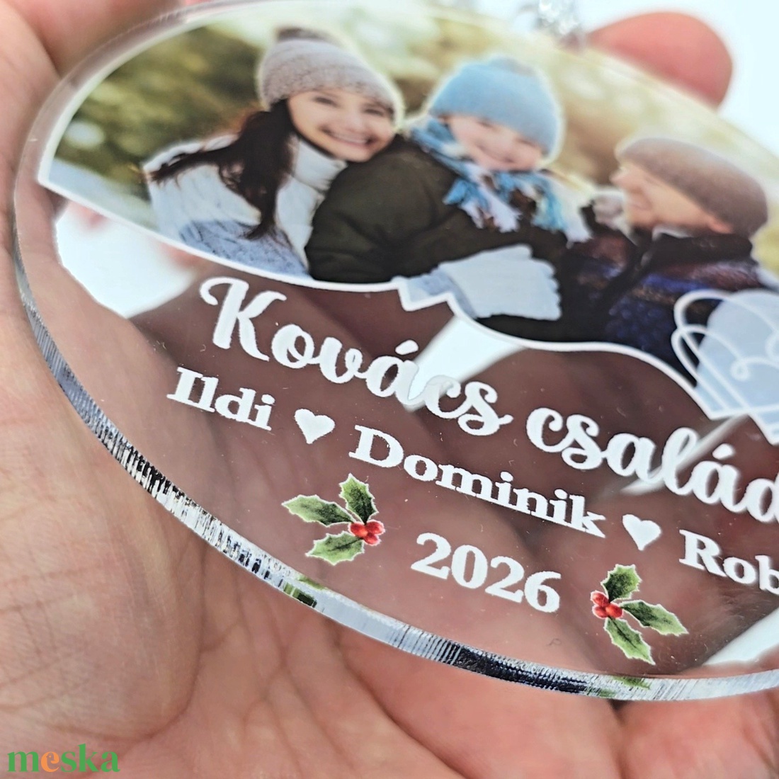 Egyedi fényképes családi karácsonyfadísz saját nevekkel - karácsony - karácsonyi lakásdekoráció - karácsonyfadíszek - Meska.hu