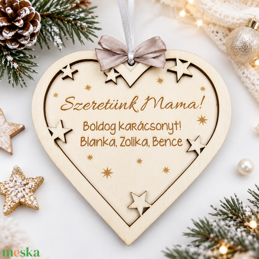 Egyedi feliratos szív alakú gravírozott dísz - karácsony - karácsonyi lakásdekoráció - karácsonyfadíszek - Meska.hu