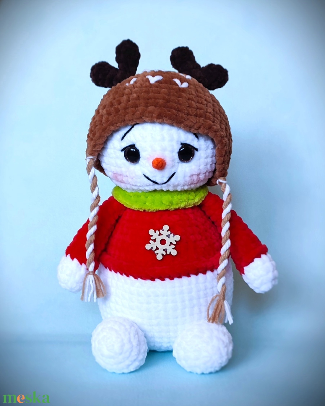 Horgolt hóember rénszarvas sapkában - játék & sport - plüssállat & játékfigura - plüss mesefigurák - Meska.hu