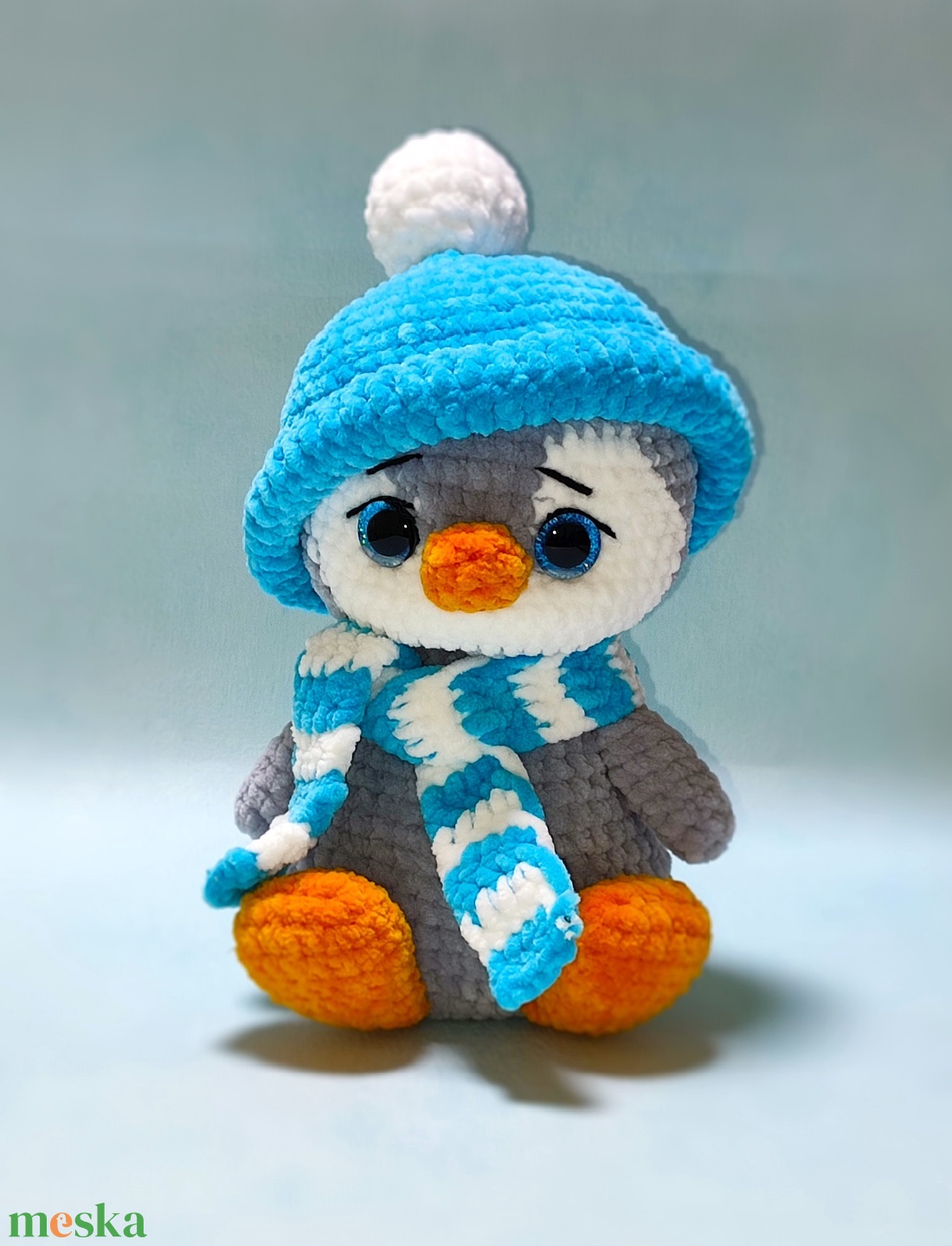Horgolt pingvin sapkában sállal - játék & sport - plüssállat & játékfigura - plüss mesefigurák - Meska.hu