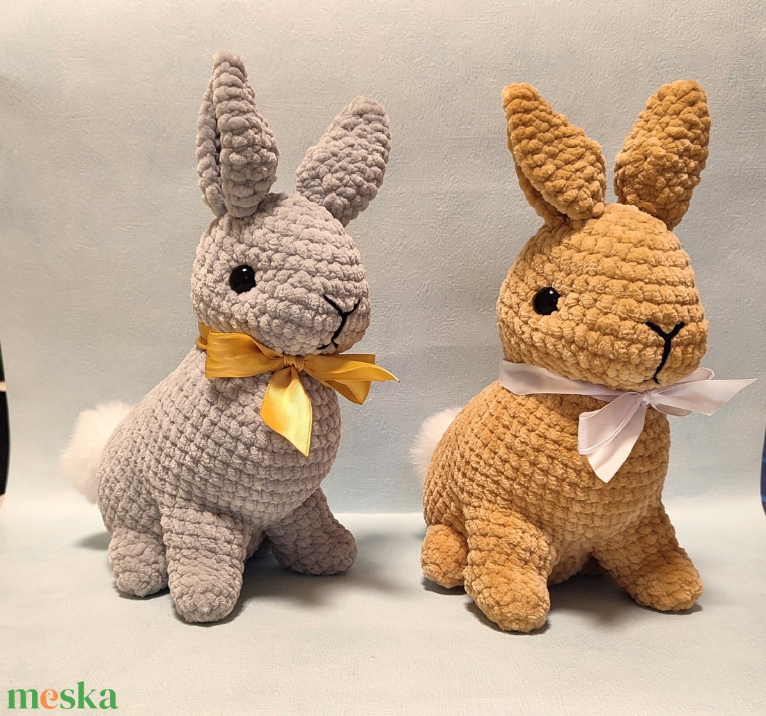 Horgolt plüss nyuszi - játék & sport - plüssállat & játékfigura - nyuszi - Meska.hu