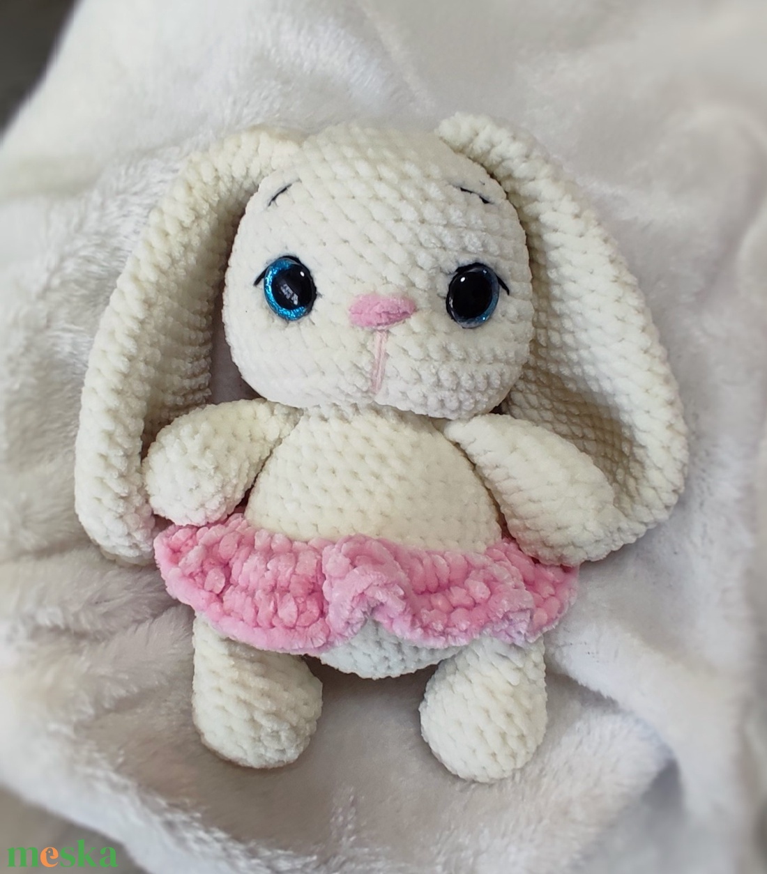 Horgolt plüss nyuszi - játék & sport - plüssállat & játékfigura - nyuszi - Meska.hu