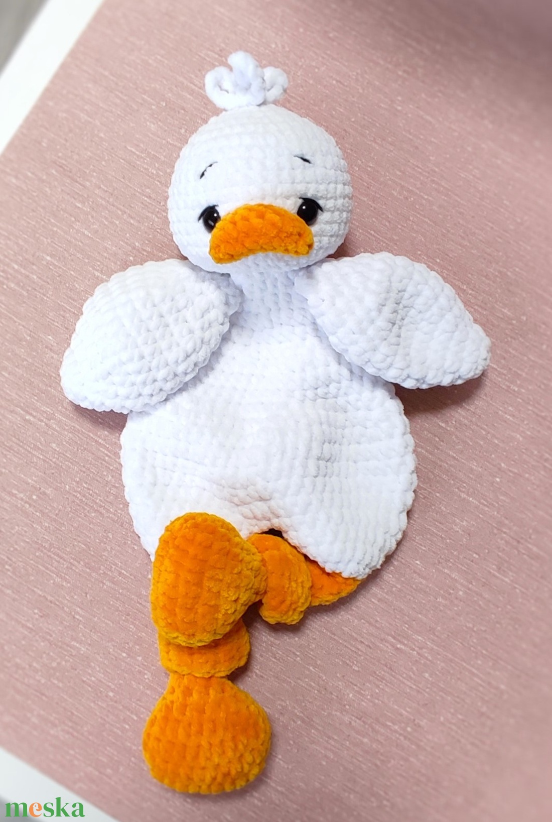 Horgolt kiskacsa szundipajti - játék & sport - plüssállat & játékfigura - plüss mesefigurák - Meska.hu