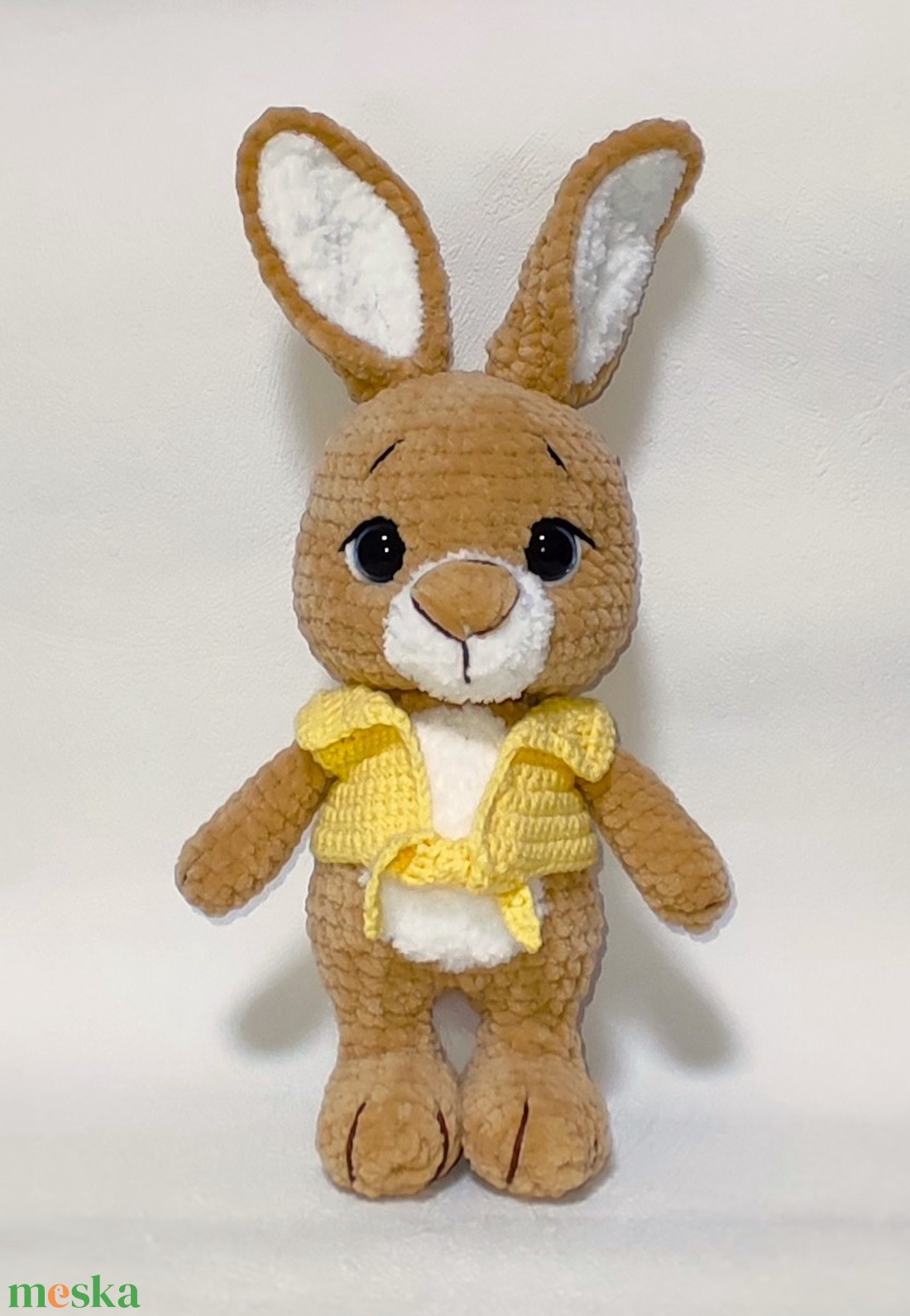 Horgolt plüss nyuszi - játék & sport - plüssállat & játékfigura - nyuszi - Meska.hu