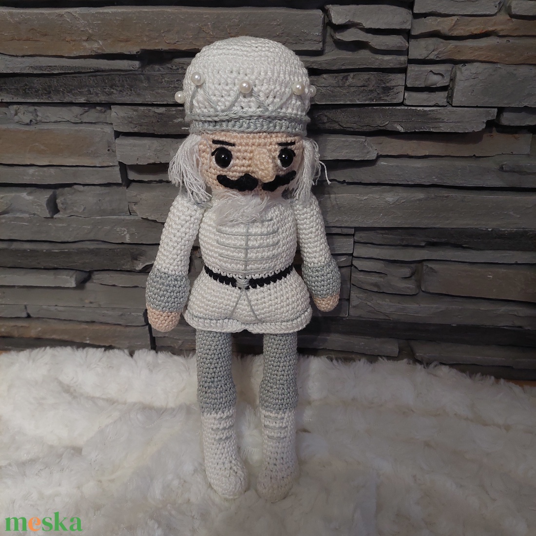 Horgolt karácsonyi figura, diótörő - karácsony - karácsonyi lakásdekoráció - karácsonyi manók, figurák - Meska.hu