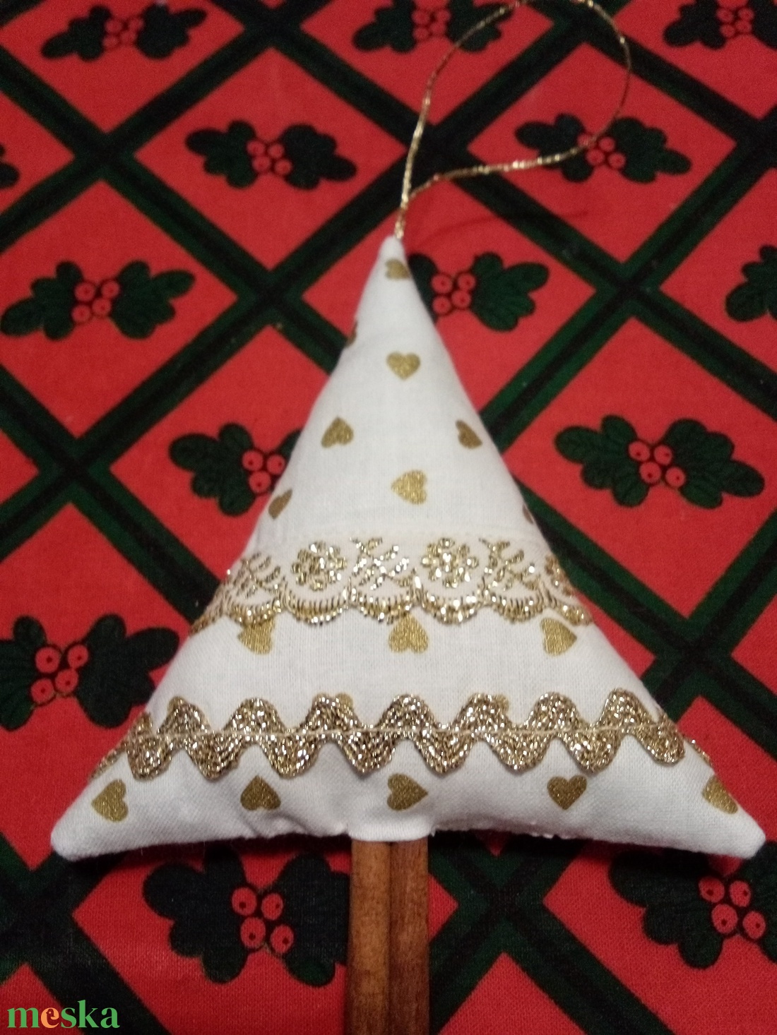 Textil fenyőfácskák, ajándék, karácsonyfadísz, ajándék kísérő - karácsony - karácsonyi lakásdekoráció - karácsonyfadíszek - Meska.hu Textil fenyőfácskák, ajándék, karácsonyfadísz, ajándék kísérő - karácsony - karácsonyi lakásdekoráció - karácsonyfadíszek - Meska.hu