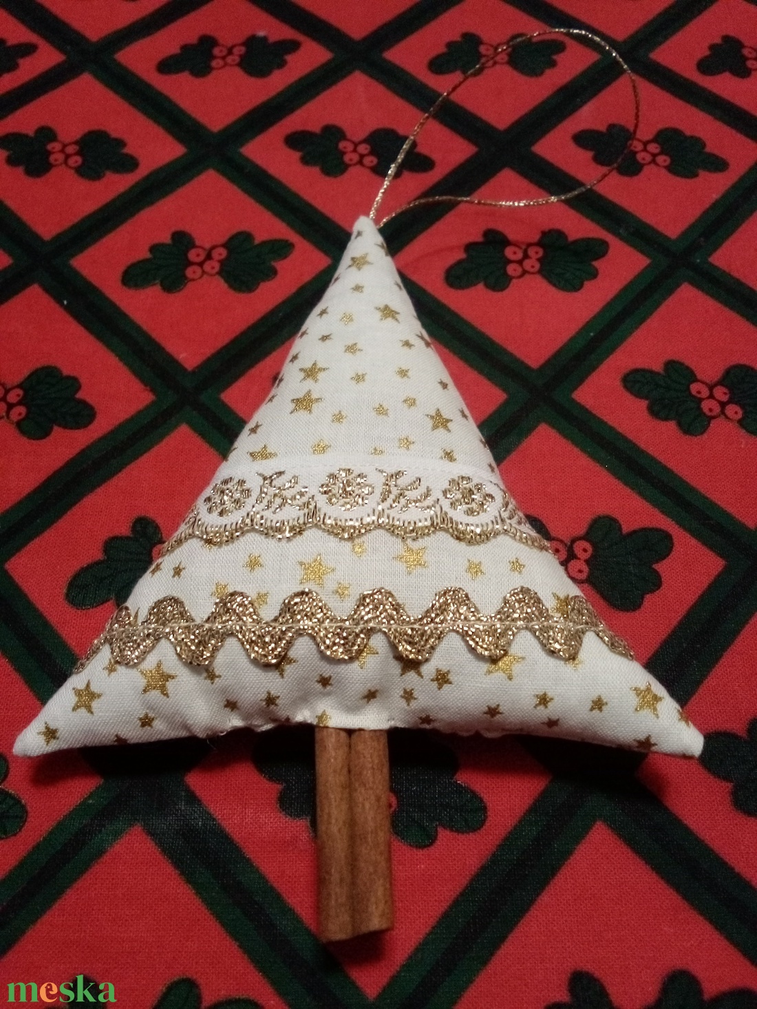 Textil fenyőfácskák, ajándék, karácsonyfadísz, ajándék kísérő - karácsony - karácsonyi lakásdekoráció - karácsonyfadíszek - Meska.hu Textil fenyőfácskák, ajándék, karácsonyfadísz, ajándék kísérő - karácsony - karácsonyi lakásdekoráció - karácsonyfadíszek - Meska.hu