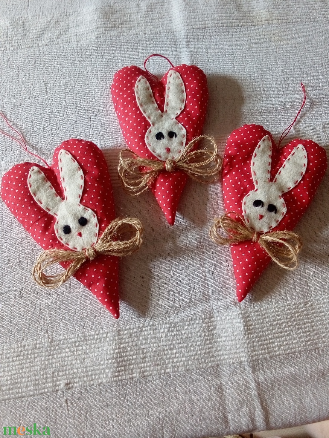 Húsvéti nyuszikás szivek függődísz - otthon & életmód - dekoráció - fali és függő dekoráció - függődísz - Meska.hu
